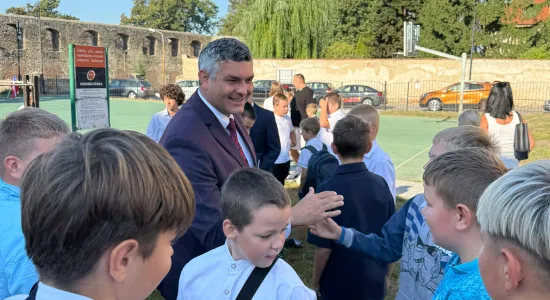 rozpoczęcie roku szkolnego w Szkole Podstawowej Nr 1 w Ząbkowicach Śląskich