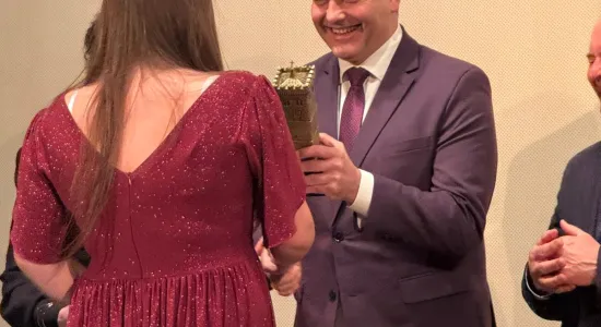 y
