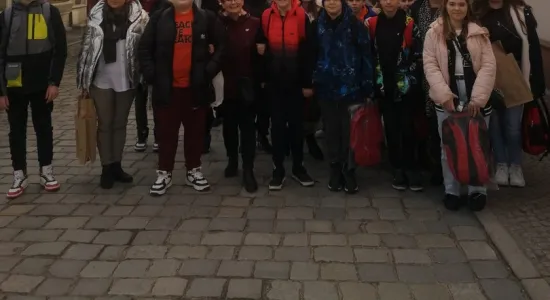 004976d364281409a217d1e5d2fa58c2