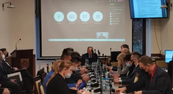 243124107 6521081704583565 1253552867851202053 