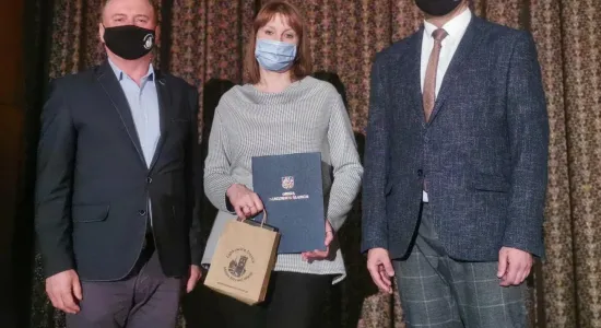 0642db3532f4c148da1dee5b9520300a