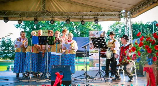 359233280 743417904450890 297471297799746119 