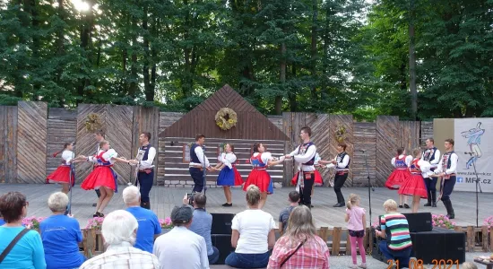 0fb37faaa43b5ed607d3b2fa405bc3a8