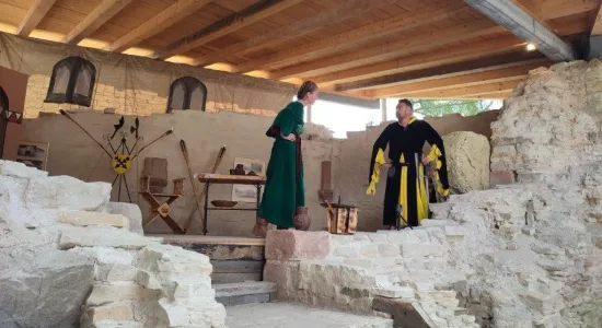 10b95a194a22058e831fd22ea987adee