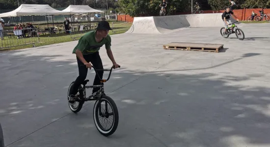 72524126 2282938748683388 3730449868494209024 