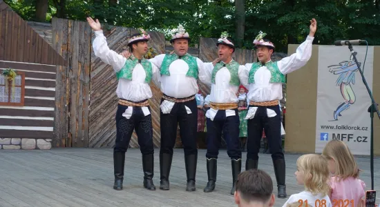 11d1f5714128b1a70c75b6ea94b85e08