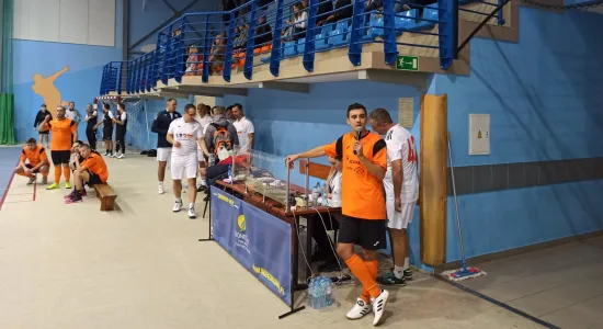 1261dec6e7f3a0ee9dd95e5c6b832f96