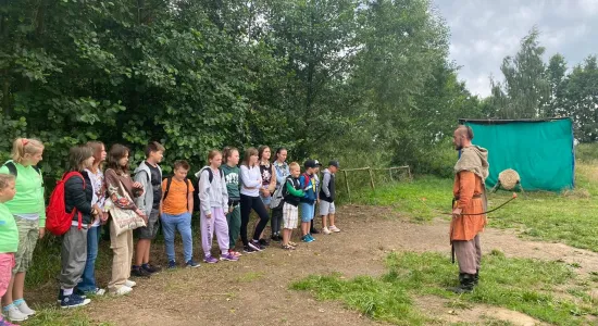 WYCIECZKA DO GRODU RYCERSKIEGO 