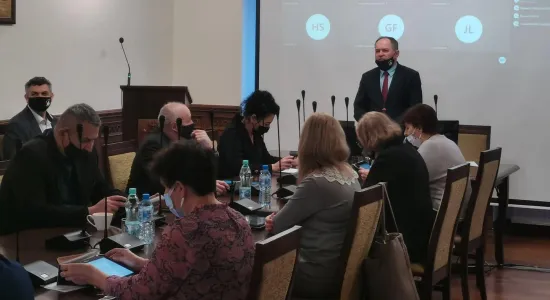 2f0a47e14ccb9d624fef0dc4d058e2ef