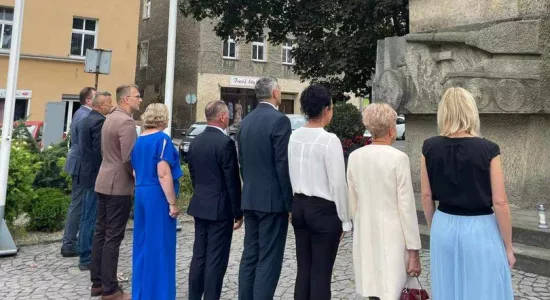 456305710 500155175961716 8108505540702841828 