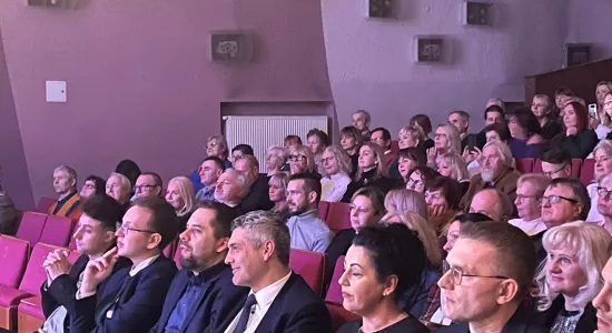 385146de2563f306ace140dc16f5a1d7