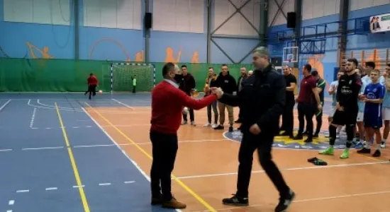 4049a51208a77826b3a670b6f056e23e