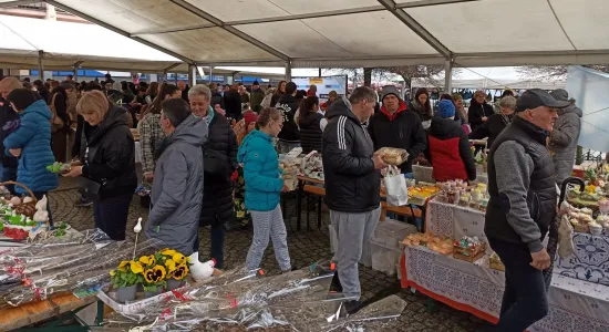 4286aa1507d14dea0f19c762297b9d5e