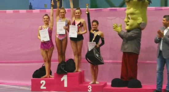 57034792 2185836878138931 761899177943760896 