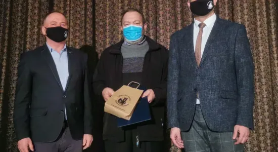 53c6f89d7e5844a9476988fbdaf0cee7