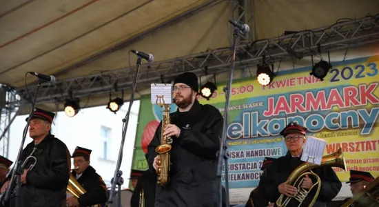 55c1735e29bf8b422674ec9a76df4f90