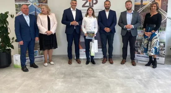 447858723 7727238580663760 6499298163955555494 