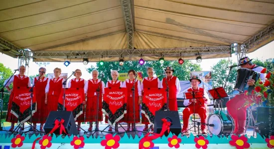 358568929 743418451117502 4886350579051110718 