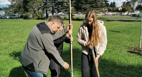 64518eed7b56580a332724d4e3d2b475