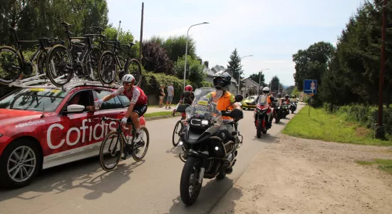 64dfc9f8454e3944bd329af1e9a1db32