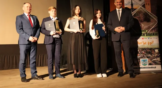 69af0a894a91eb8ae30da4c888277378