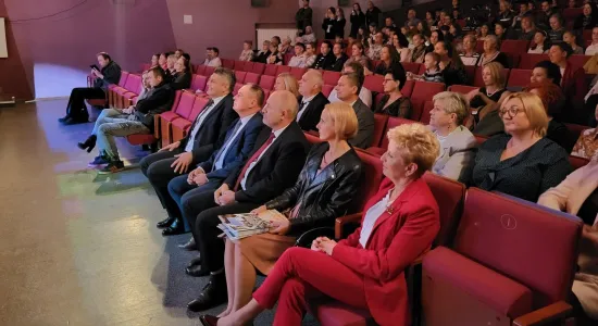 6e1d9017f0c65aa4c4791fa538ce6d9a