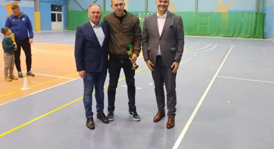 737a486c3aecb083bc9ffb61beb0e20a