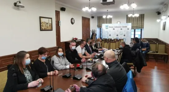 7587b9ffbfe04d96c4bec3265422a130