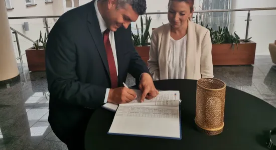 780e973ddbc25e84fbcbe362321ace5c