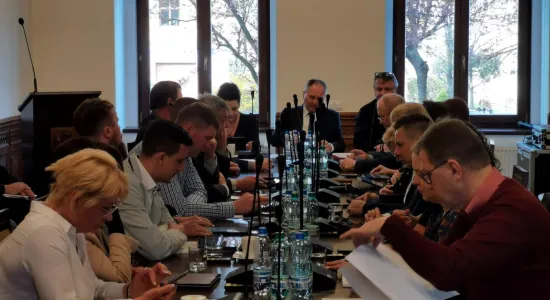 IMG-20220428-WA000