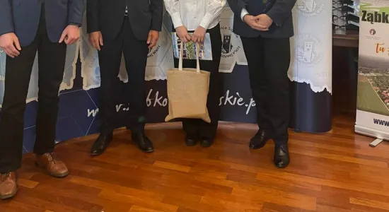 7ae2e256996d1bd3eb71c67221f07652