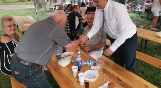 7de6d3c983d5d98a2dec9ecb87797ef2