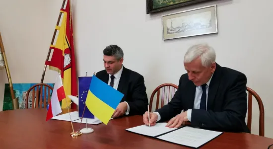 7f4d2671da1885763feddfdef123a2ab