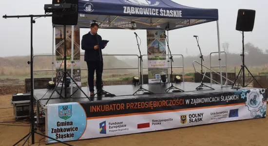 8cc3fdd40d2797aae84c95f7159de25d