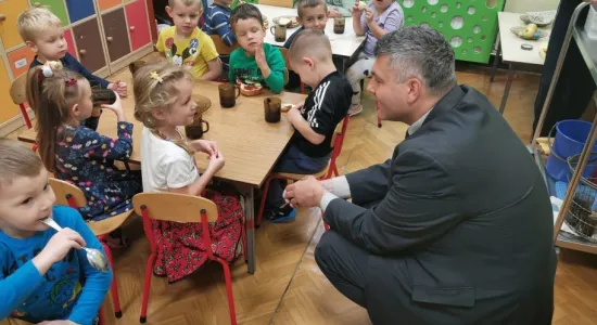 71220064 2601362069924297 885480123082473472 