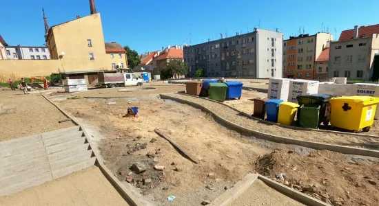 918c46a6d5734ab2bbdcafd560cbf131