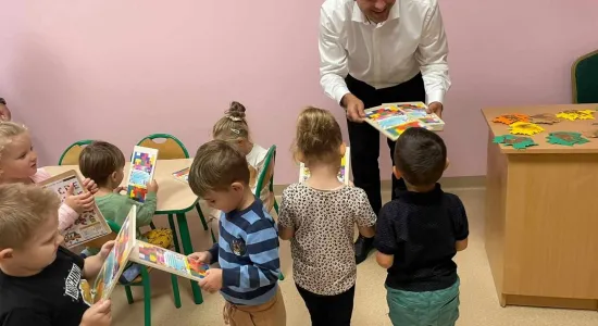 384469037 1836164453482479 7983418766380450031 