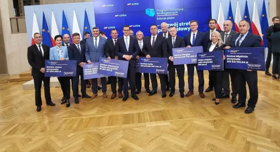 96ed4caad05a7c4bc4838e1e7986736a