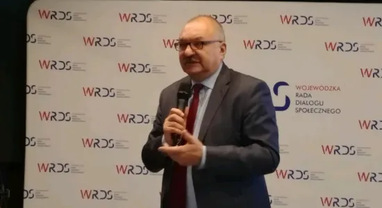 99cd2bc87430ed8cc0ee0f3c8b00fb4d