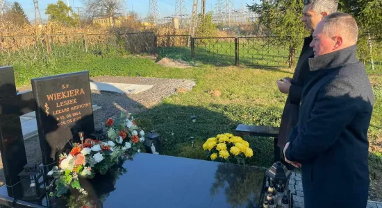 368515069 361789579603162 7104063640670818624 