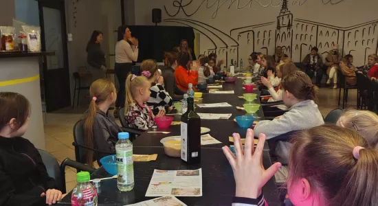 9ba057f674a2a34497e3d60682a66e0d