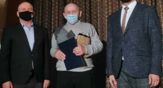 b44feba60509aff324e8f8fd657239a2