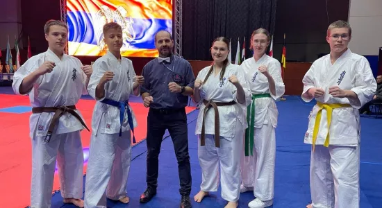 b7e4e1ff1647a66aa8c1e6c957b94a06