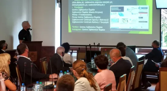 bba564421f891b8dcda47be4d91cd222