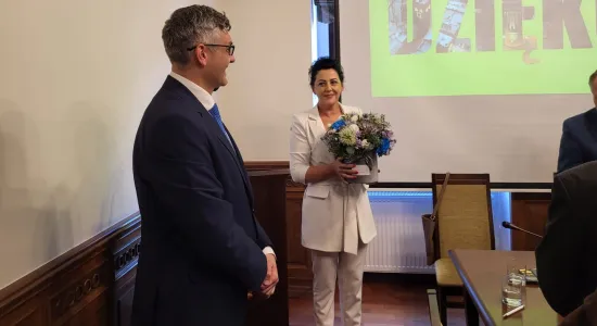 bbfc1d725efdc315495c8bb31e477523