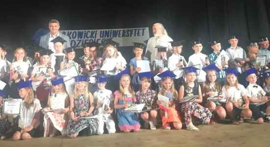 64853539 427744781112016 1693754201814859776 