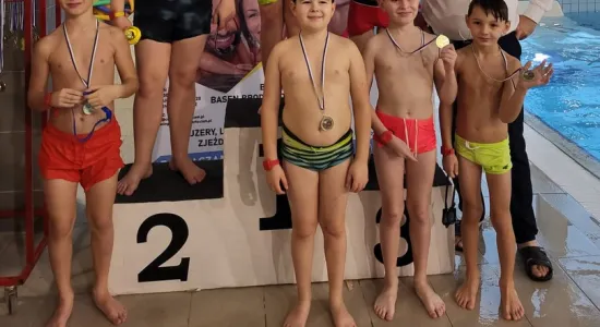 c37565aaf4834c66fa0d274547c717f6