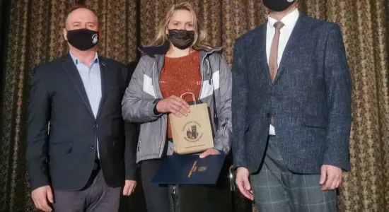 c8543bdd2e6f9dab4384fd15e520dc50