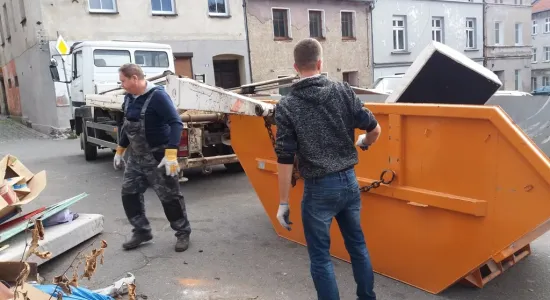 c9032e272ba27a464d789f978dddde58