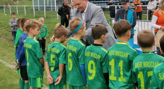 70456003 572476720224667 3418155074050850816 